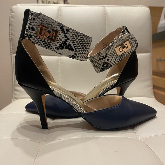 Nicole Miller Brandy Heels for Women’s - Picture 2 of 9